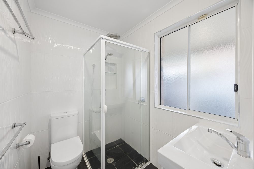 Ensuite with shower, toilet and basin
